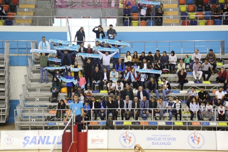 Derbide Kazanan Haliliye Belediyespor