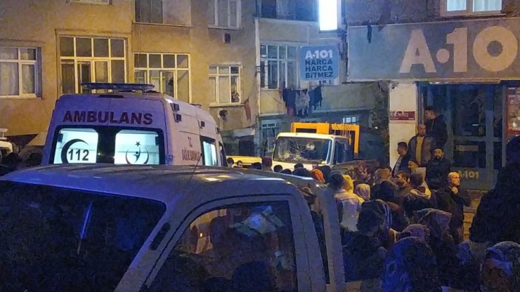 Esenler’de Feci Ölüm: Çöp Kamyonun Altında Kalarak Can Verdi