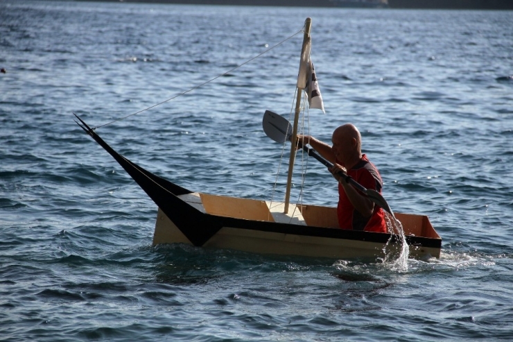 Maket Tekne Yarışından Renkli Görüntüler