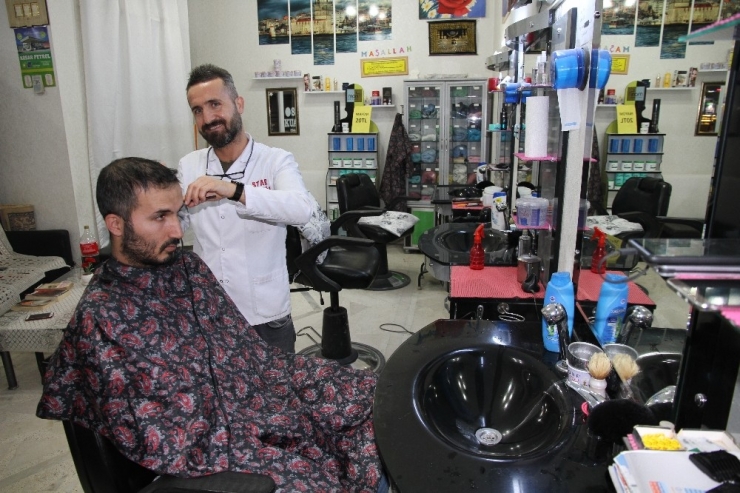 Müşterileriyle Tersten Konuşuyor