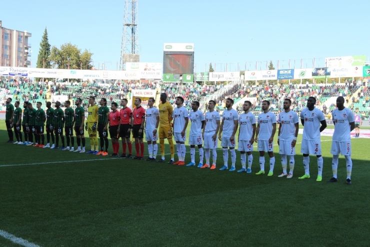 Süper Lig: Denizlispor: 0 - Sivasspor: 1 (İlk Yarı)