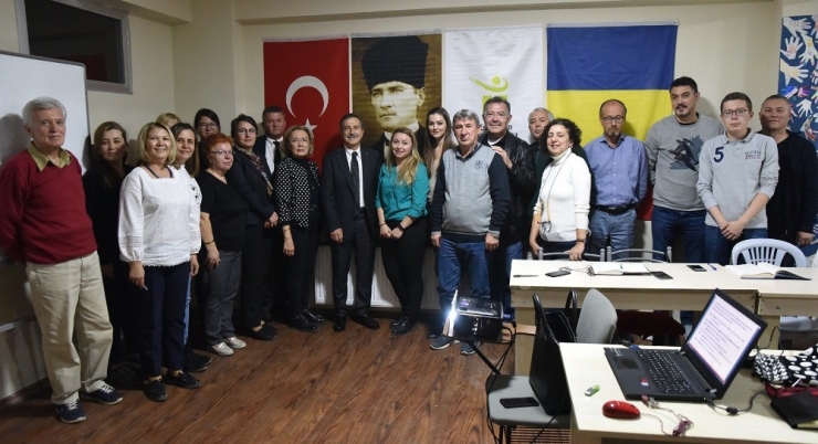 Romence Kursu Başladı