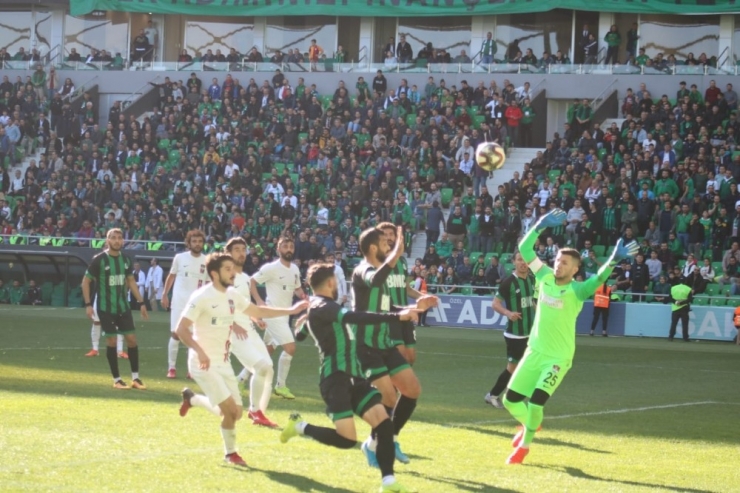 Tff 2. Lig: Sakaryaspor: 4 - Vanspor: 2