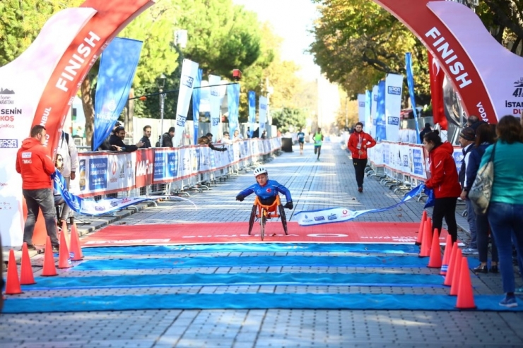 Vodafone 41. İstanbul Maratonu’na Bağcılarlı Atletler Damga Vurdu
