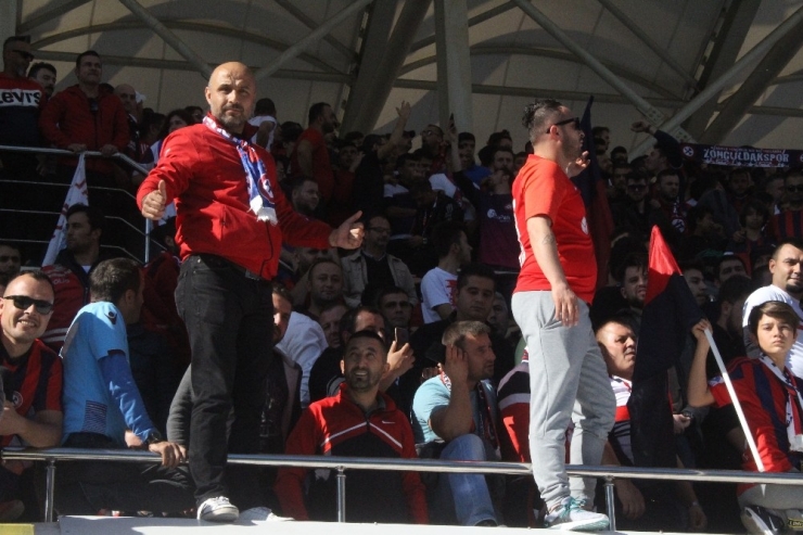 10 Bin Taraftar Zonguldak Kömürspor’a Destek Verdi