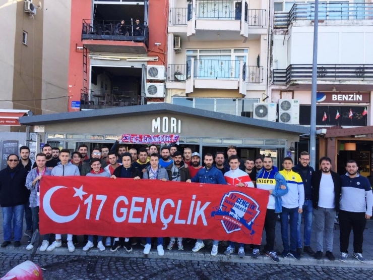 17 Gençlik Taraftarlar Derneği Kahvaltıda Buluştu