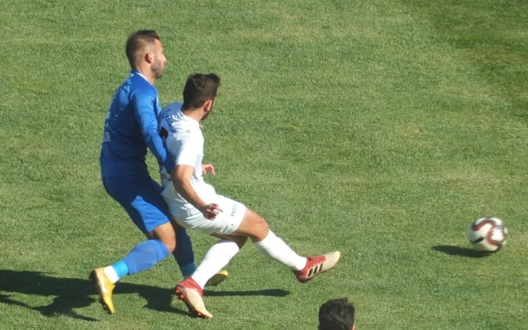 Başkan Karlahan Hakem Kararlarına Tepkili