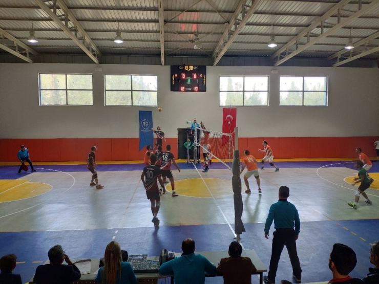 Okul Takımı 2. Lige Yükseldi