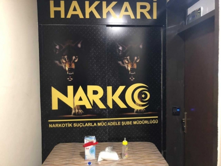 Süt Kutusu İçerisinde Uyuşturucu Ele Geçirildi