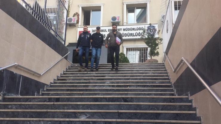 İki Günde 4 Ev Soydular, Çaldıklarını Satmak Üzereyken Yakalandılar