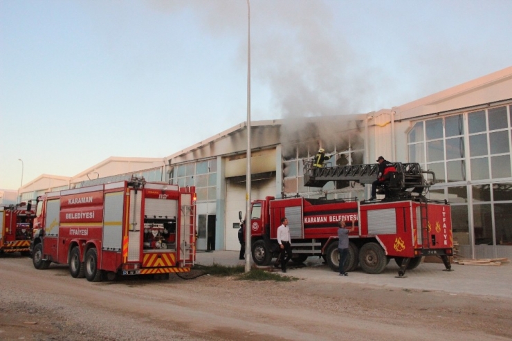 Depo Yangınında Tüm Tarım İlaçları Kullanılamaz Hale Geldi