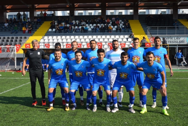 Yunusemre Belediyespor Kendi Evinde 3 Puanı Kaptırmadı