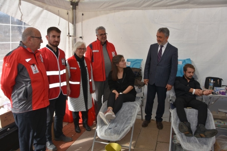 ‘Omü’nün Kanında Hayat Var’