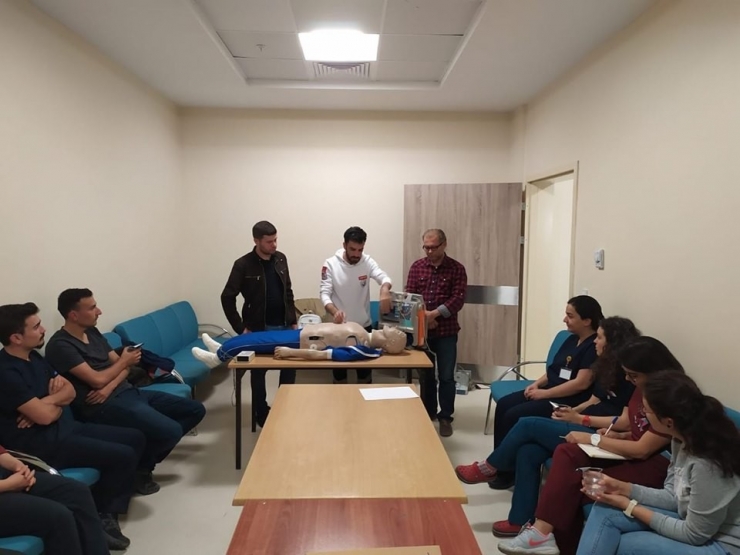 ’’Temel Yaşam Ve İleri Yaşam Desteği Eğitimi’’