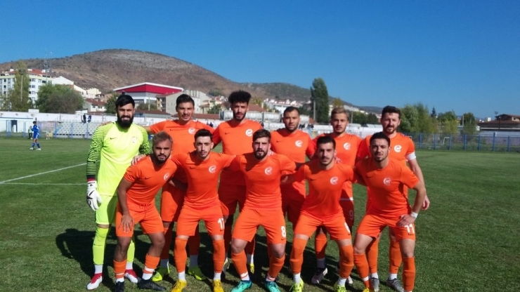 Vitraspor Kendi Evinde İlk Mağlubiyeti Aldı