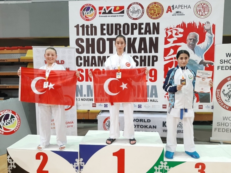 Biga Belediyesi Karate Sporcularının Büyük Başarısı
