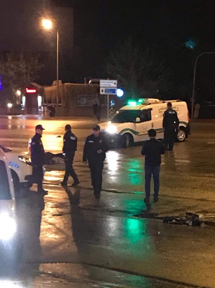 Otomobilin Çarptığı Bisiklet Sürücüsü Feci Şekilde Can Verdi