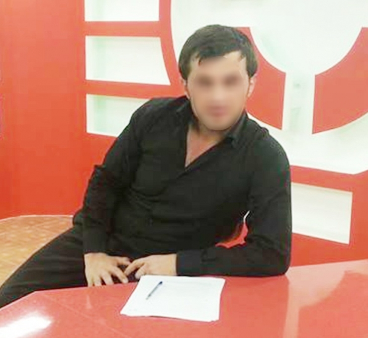 Hastaneden Kaçtı, Kendini 18 Yerden Bıçakladı