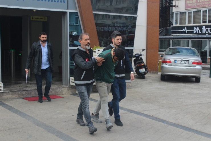 2 Günde 250 Bin Tl’lik Vurgun Yapan Sahte Polis, Şantiyede Çalışırken Yakalandı