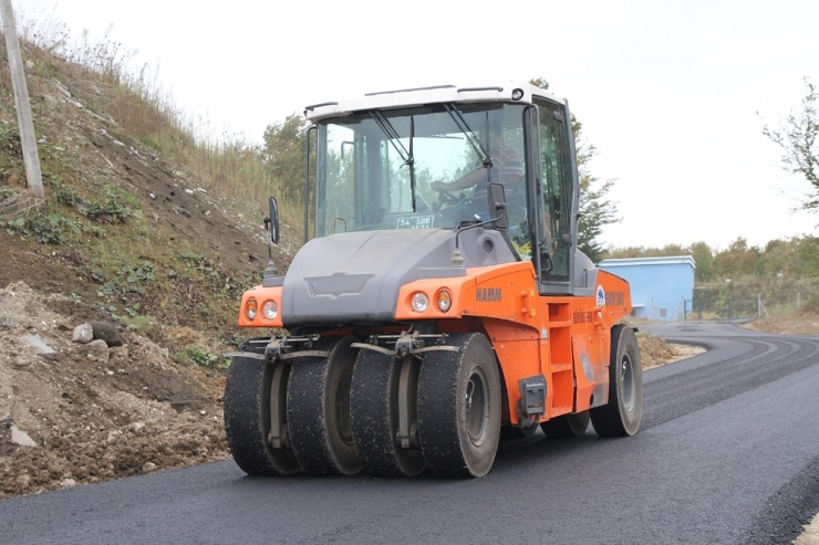 Büyükşehir Belediyesi Ekipleri Asfalt Çalışmalarını Sürdürüyor