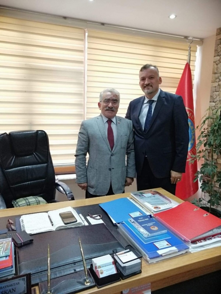 Emekliler Derneği İle Özel İmperial Hastanesi Arasında İndirim Protokolü İmzalandı