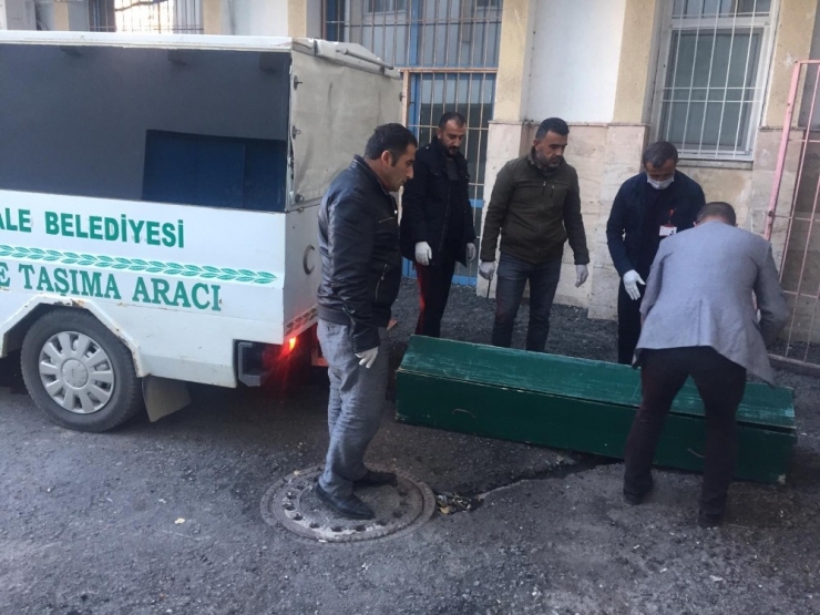 İran Sınırında Ceset Bulundu