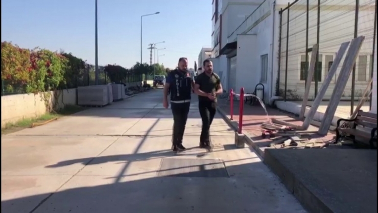 Karı Koca Uyuşturucuyla Yakalandı