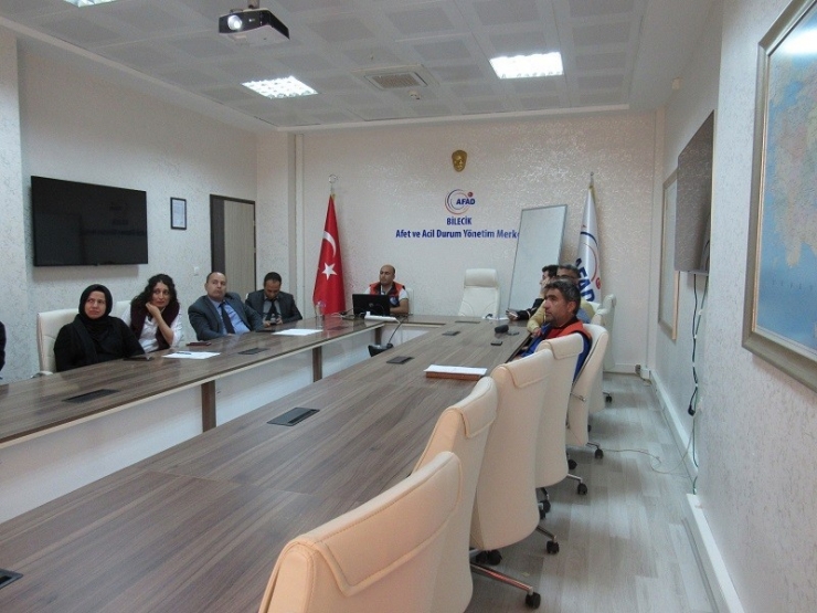 Afad Personeline “Aile İçi Şiddetin Önlenmesi” Konulu Eğitim Verildi