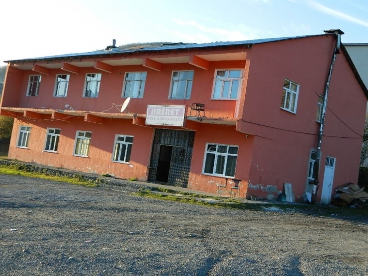 Posof’ta Otel Ve Eğlence Merkezlerine Gece Yarısı Operasyonu