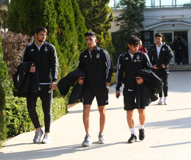 Beşiktaş, Portekiz’e Gitti