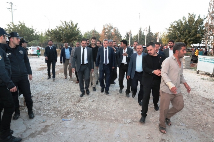 Beyazgül Fabrika Yangınında İncelemelerde Bulundu