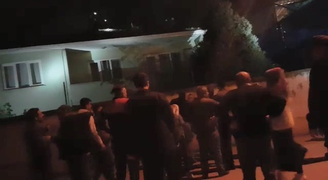 Polisten Kaçtı, Çatıdan İnmemek İçin Direndi