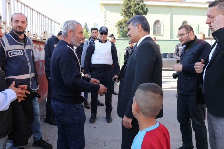 Emniyet Müdürü Zeybek, Operasyon Bölgesinde