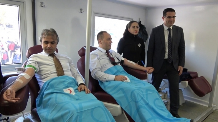 Kırıkkale’de 4 Ayrı Noktada Kan Bağış Etkinliği Düzenlendi