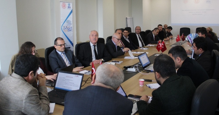 Oka ‘Geleceğin Meslekleri’ Üzerinde Çalışıyor