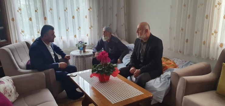 Başkan Özen, Hasta Ziyaretlerini Aksatmıyor