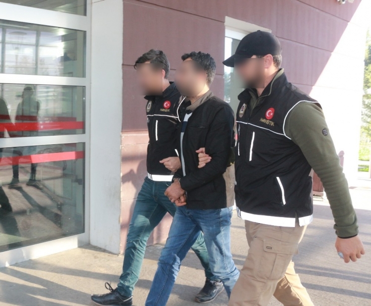 Uyuşturucu Operasyonu: 2 Gözaltı