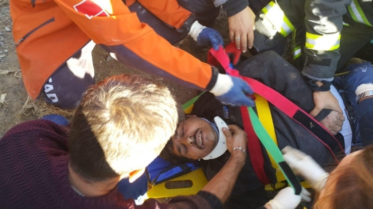 Aksaray’da Kamyon Devrildi: 1 Yaralı