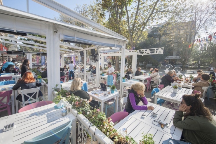 Alaçatı Muhallebicisi 2020’de Karadeniz’de Büyüyecek