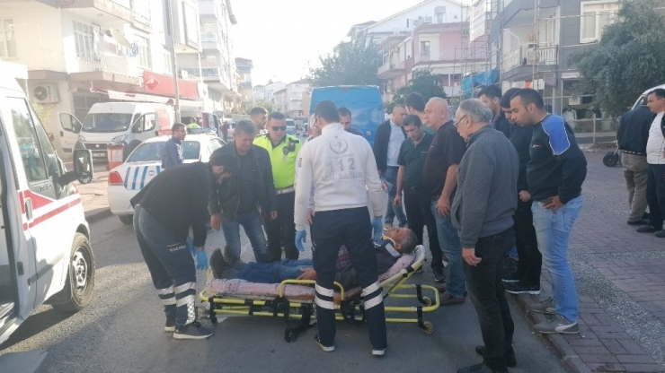 Geri Manevra Yapan Kargo Aracının Altında Kalan Vatandaş Yaraladı