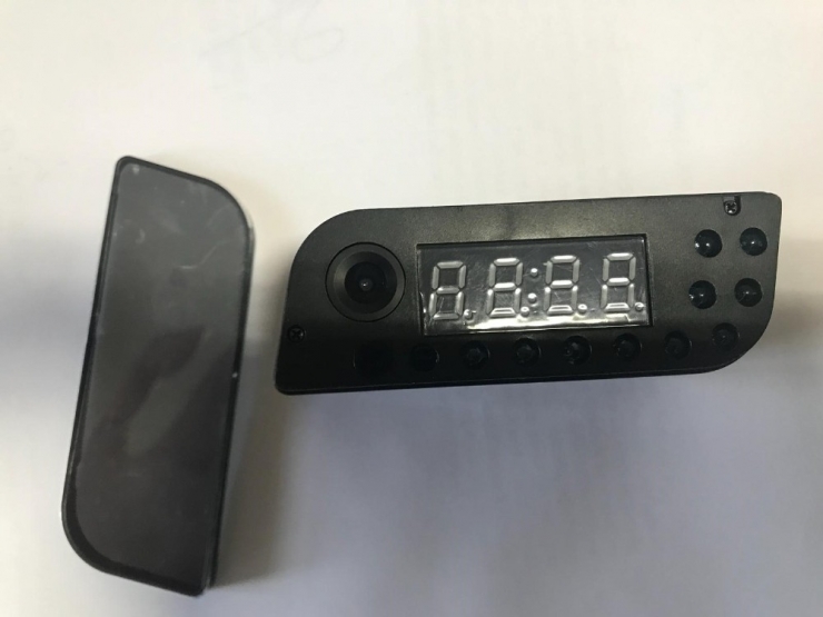 Banyoda Gizli Kamerayı Bulan Kadın, Kocasından Şikayetçi Oldu