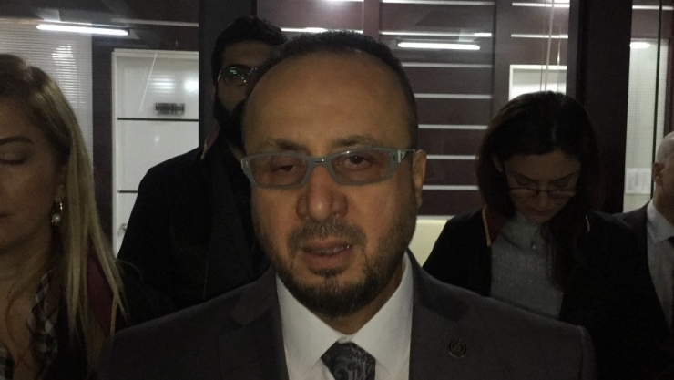 Avukatın Yanağını Isıran Sanık Hakim Önünde