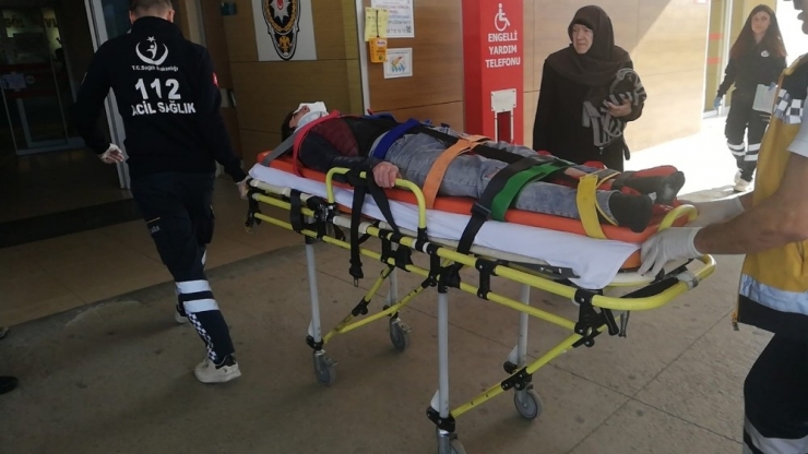 Dehşet Veren Kaza: 2 Ağır Yaralı