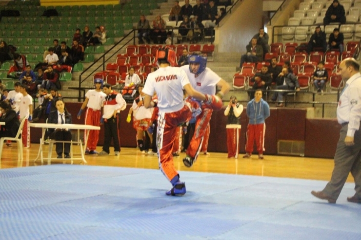 7. Pamukkale Kick Boks Şampiyonası Sona Erdi