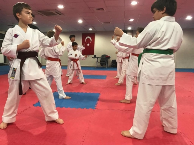 Selimiye Spor Kulübü Sporcuları, Yeni Kuşaklarına Kavuştu