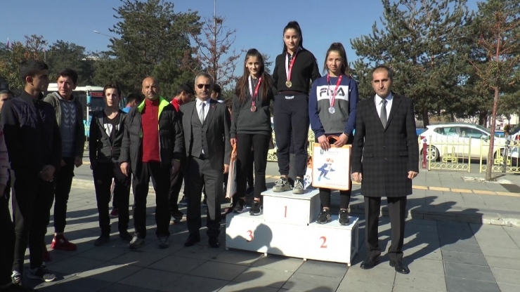 Atatürk İçin Koştular