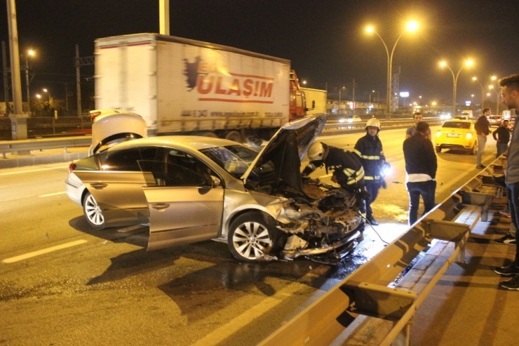 D100’de 2 Otomobil Çarpıştı: 1 Yaralı