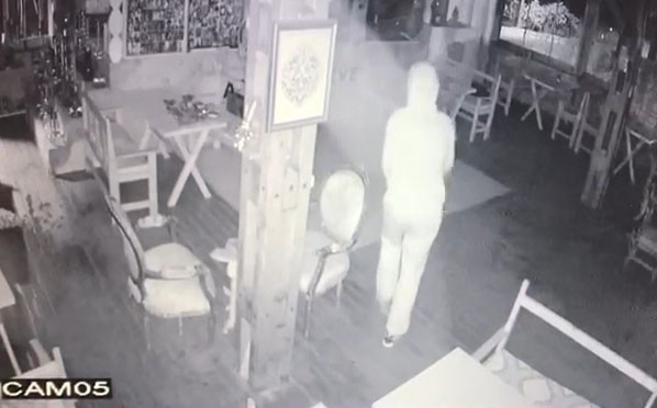 İş Yerine Giren Hırsız Çaldığı Bozuk Paralarla Yakalandı