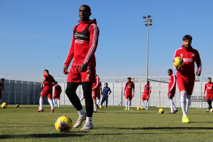 Sivasspor’da Konyaspor Hazırlıkları Sürüyor