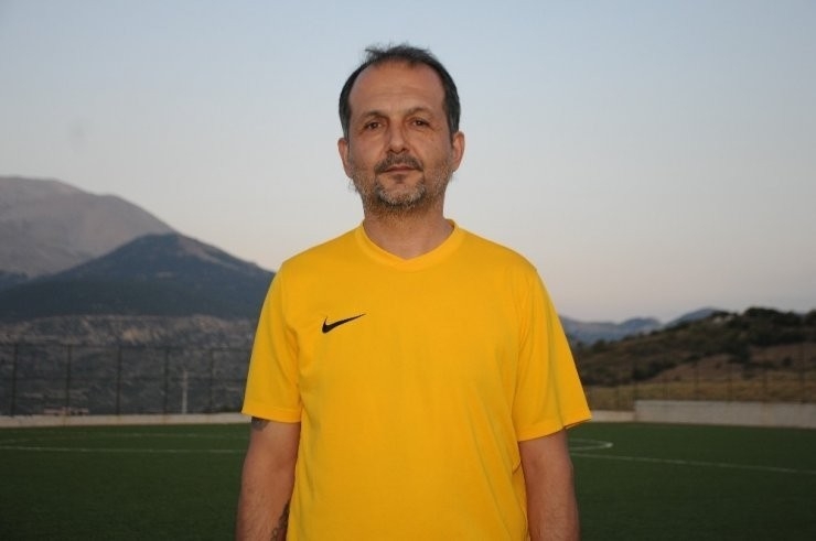 Keçiborlu Belediyespor’da Yaprak Dökümü